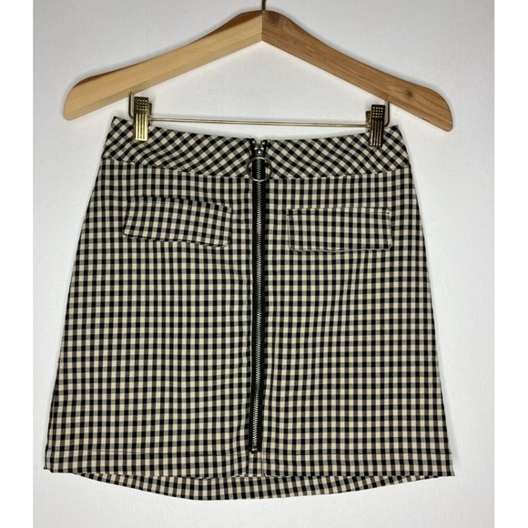 Urban Outfitters Dresses & Skirts - Urban Outfitters Women's Small Gingham Plaid Black & Beige Skirt
